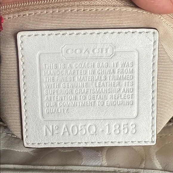 Y2K Coach SoHo Small Shoulder Tote - Picture 7 of 8
